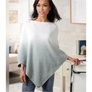 Barefoot Dreams woens one size hombre CozyChic Ultra Lite white blue Poncho NWT